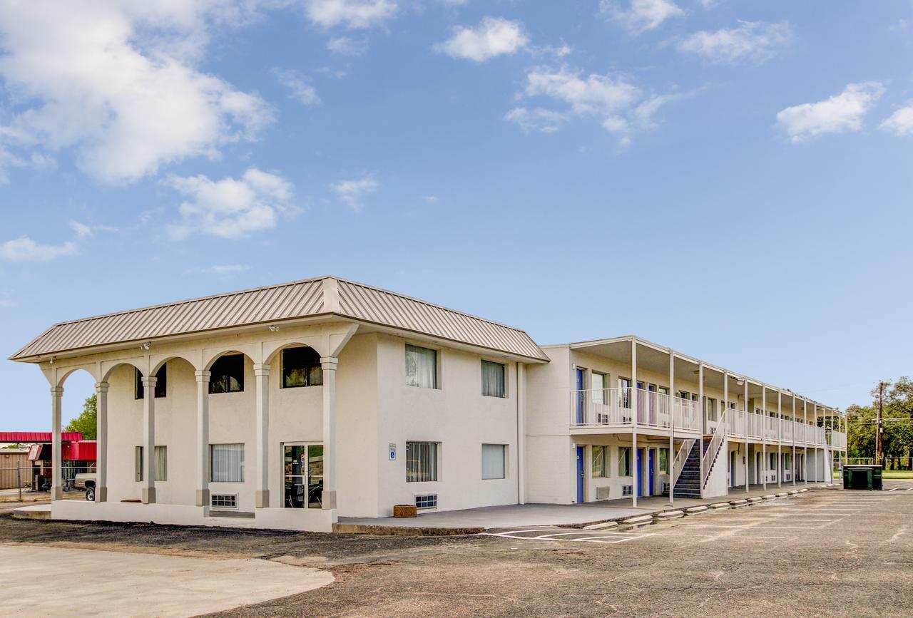 Motel 6 Waco - Lacy Lakeview Bellmead Extérieur photo