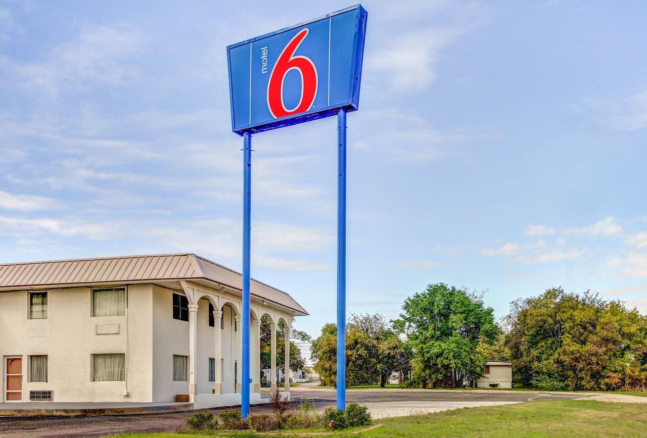 Motel 6 Waco - Lacy Lakeview Bellmead Extérieur photo