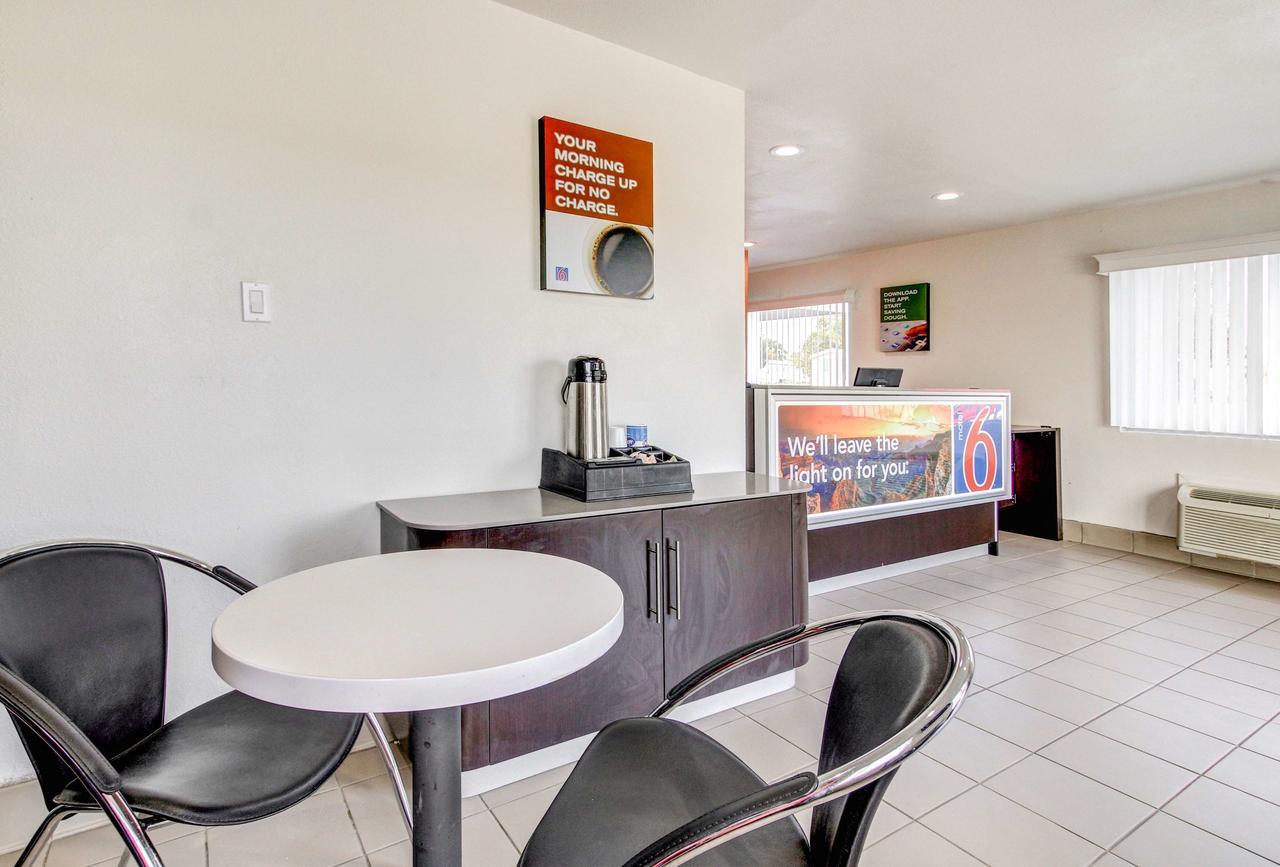 Motel 6 Waco - Lacy Lakeview Bellmead Extérieur photo