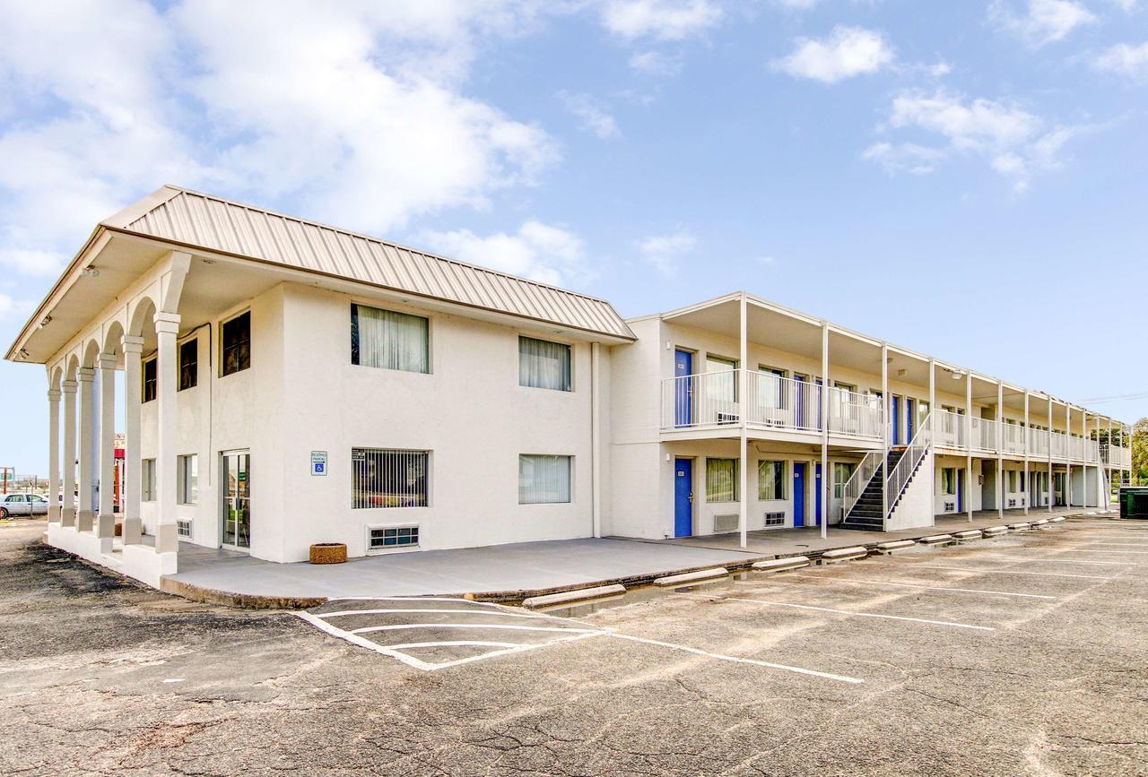 Motel 6 Waco - Lacy Lakeview Bellmead Extérieur photo